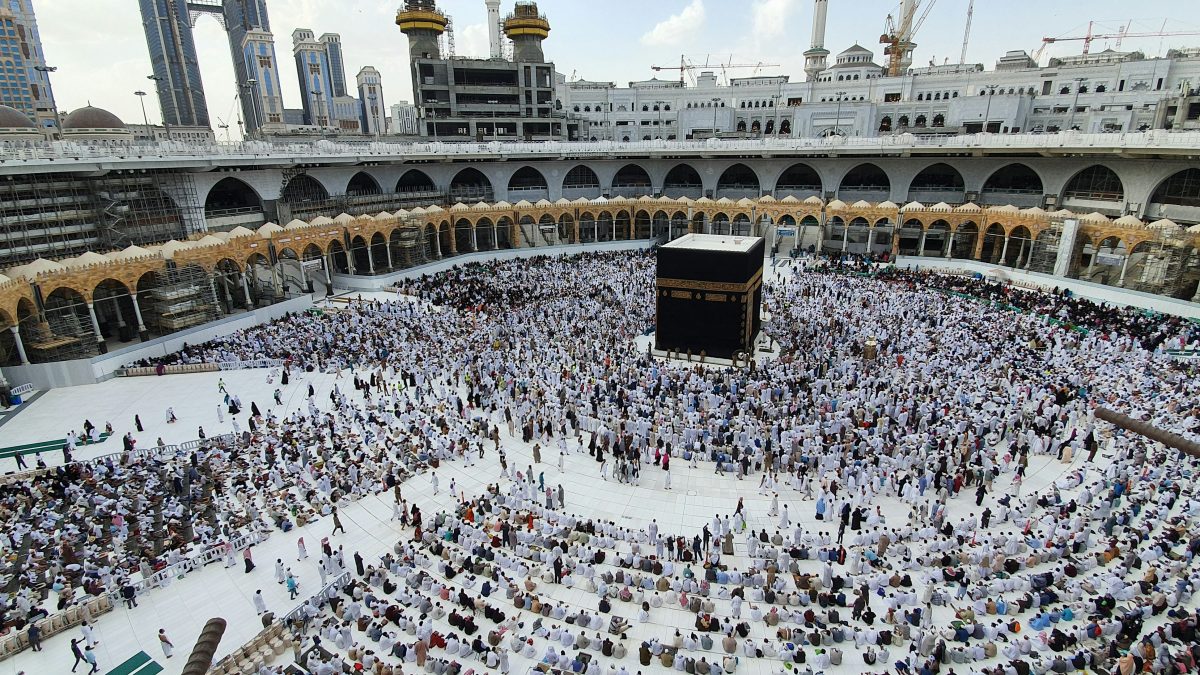 umrah taxi service img